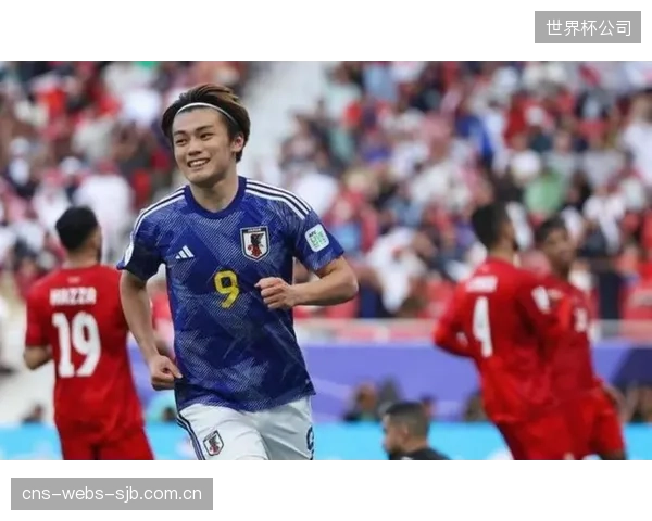 阿坎吉的禁区防守对位上田绮世，将是决定球门安全的关键一环。